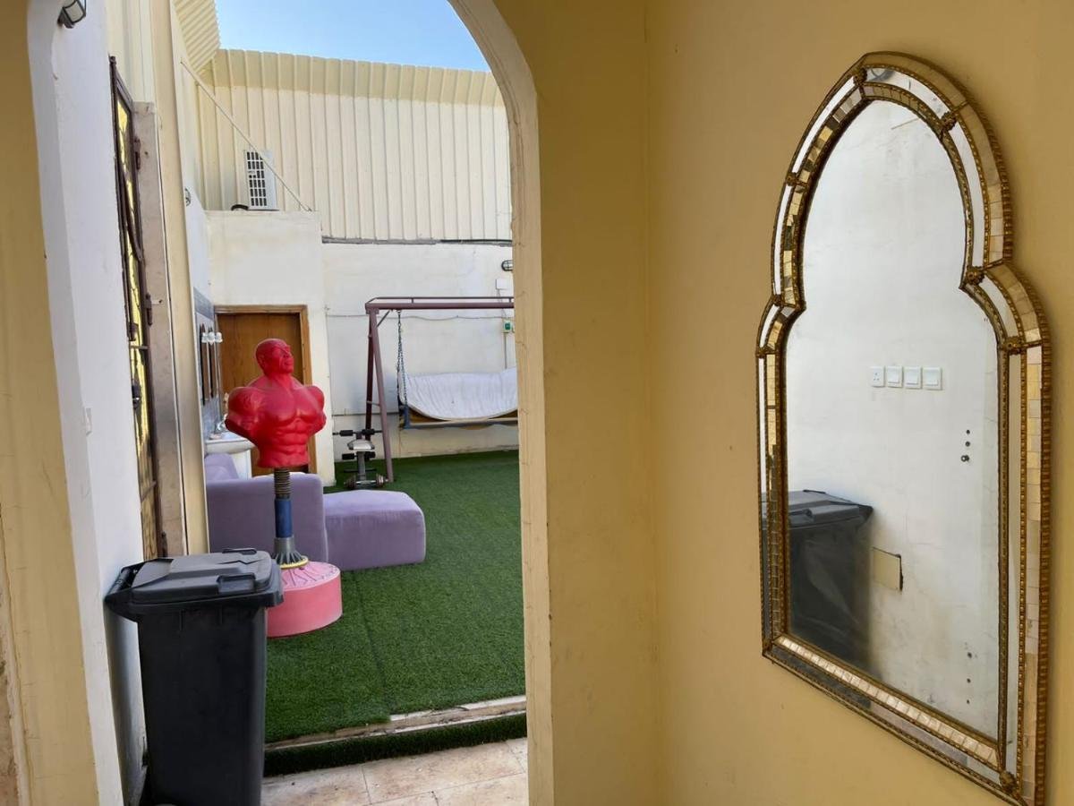 Summer inn camp مخيم السمر