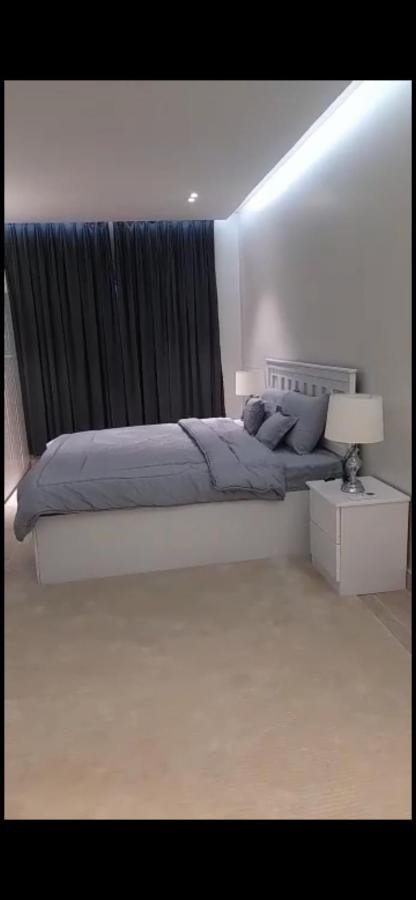 شقه خاصه مريحه من غرفتين تبعد دقائق عن الحرم